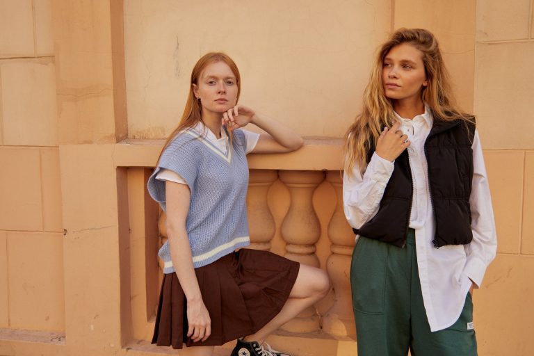 From Day to Night: How to Transition Your Outfits Effortlessly