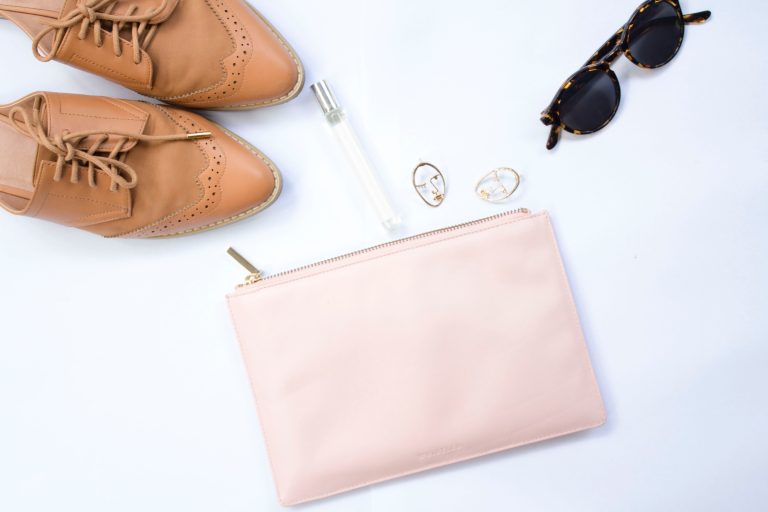 Unlocking the Secrets to Styling Your Outfits with Footwear Accessories